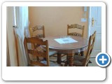 Dining corner, extendable table